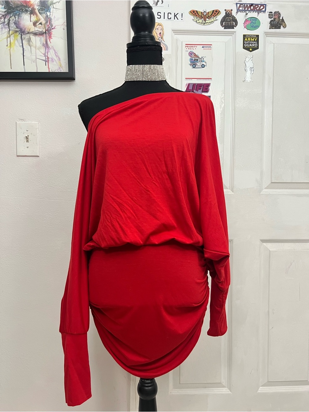 Elegant Red One-Shoulder Draped Women's Dress